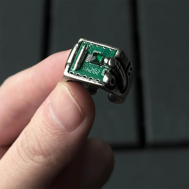 Tech Inspired PCB Pattern Ring - Tech Inspired Accessories avaliação e preço