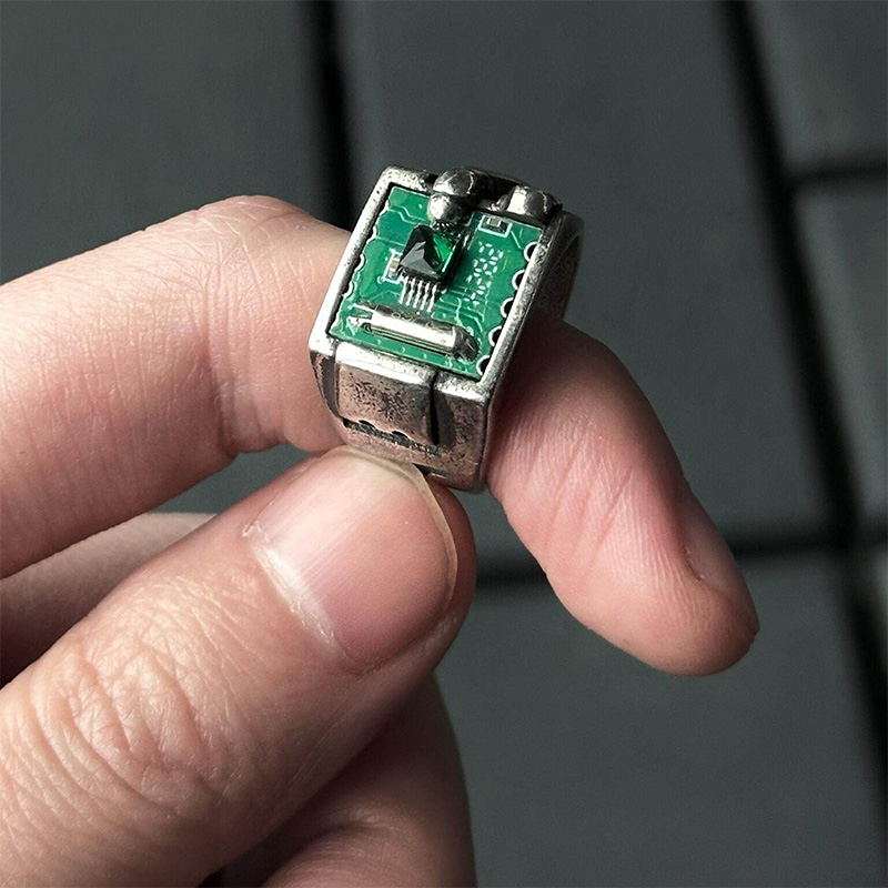 Tech Inspired PCB Pattern Ring - Tech Inspired Accessories avaliação e preço